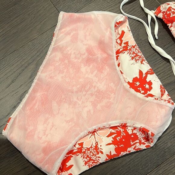 REVOLVE - Brooklyn Bikini Top(M), Cole Bikini Bottom(M) and Joey Wrap Skirt(L) - Picture 13 of 16